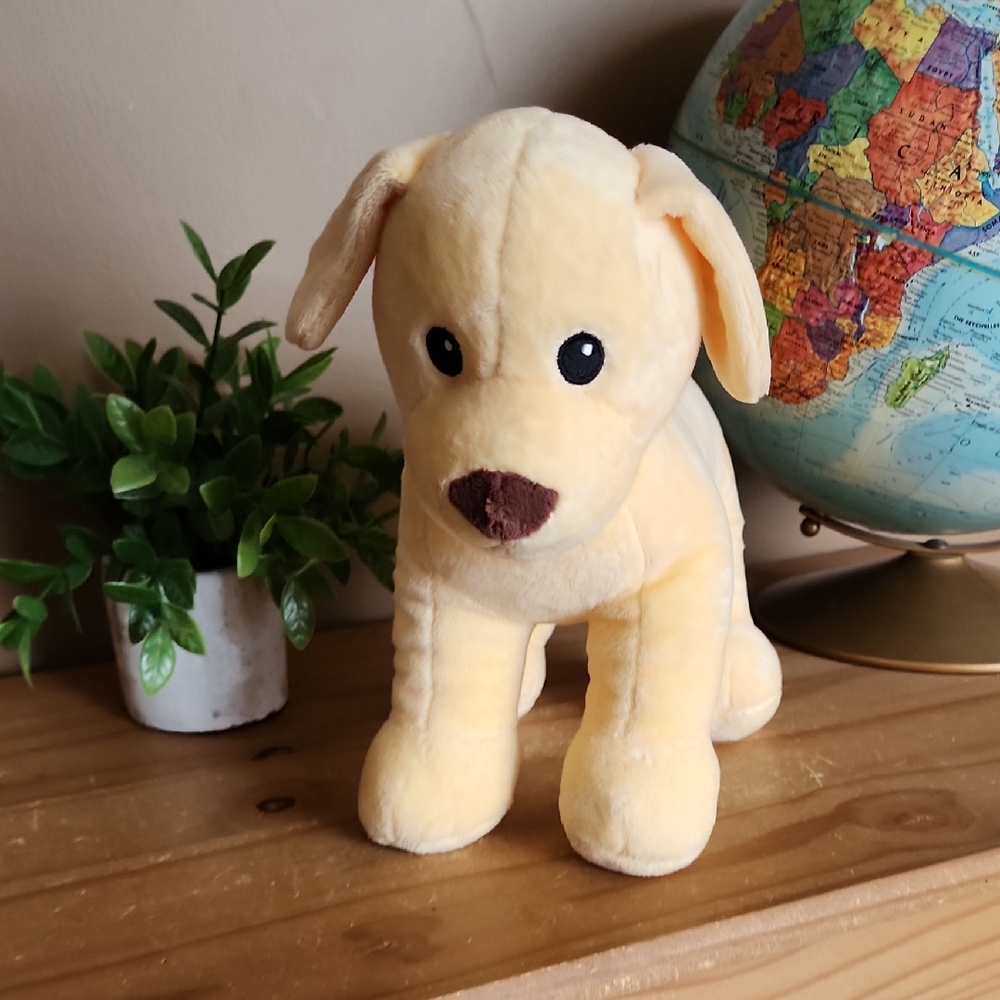 Melissa & Doug Gokden Retriever  Plush Dog
